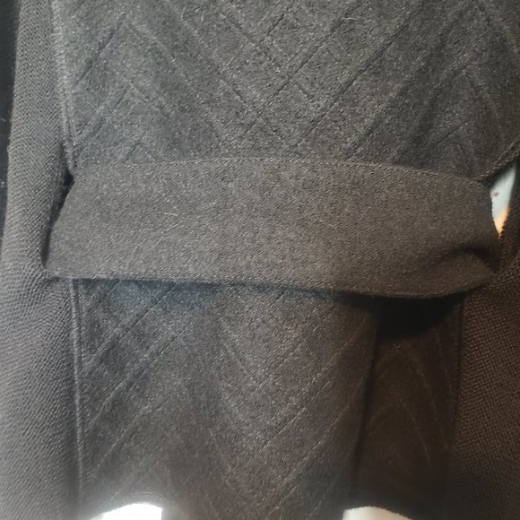 Beyond Threads Black Alpaca Wool Blend Cape - Picture 12 of 14